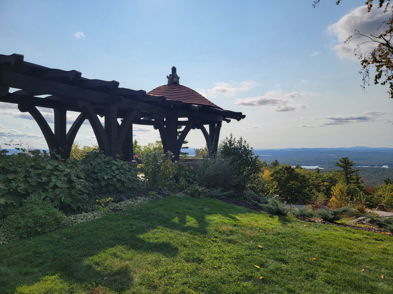 Castle in the Clouds banner image