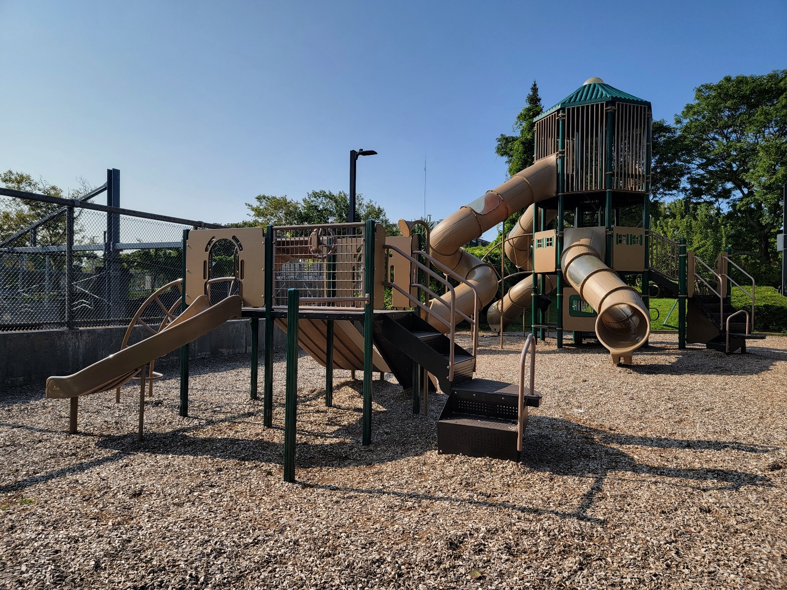 Southwest Corridor Park - Everett St and Carolina Ave banner image