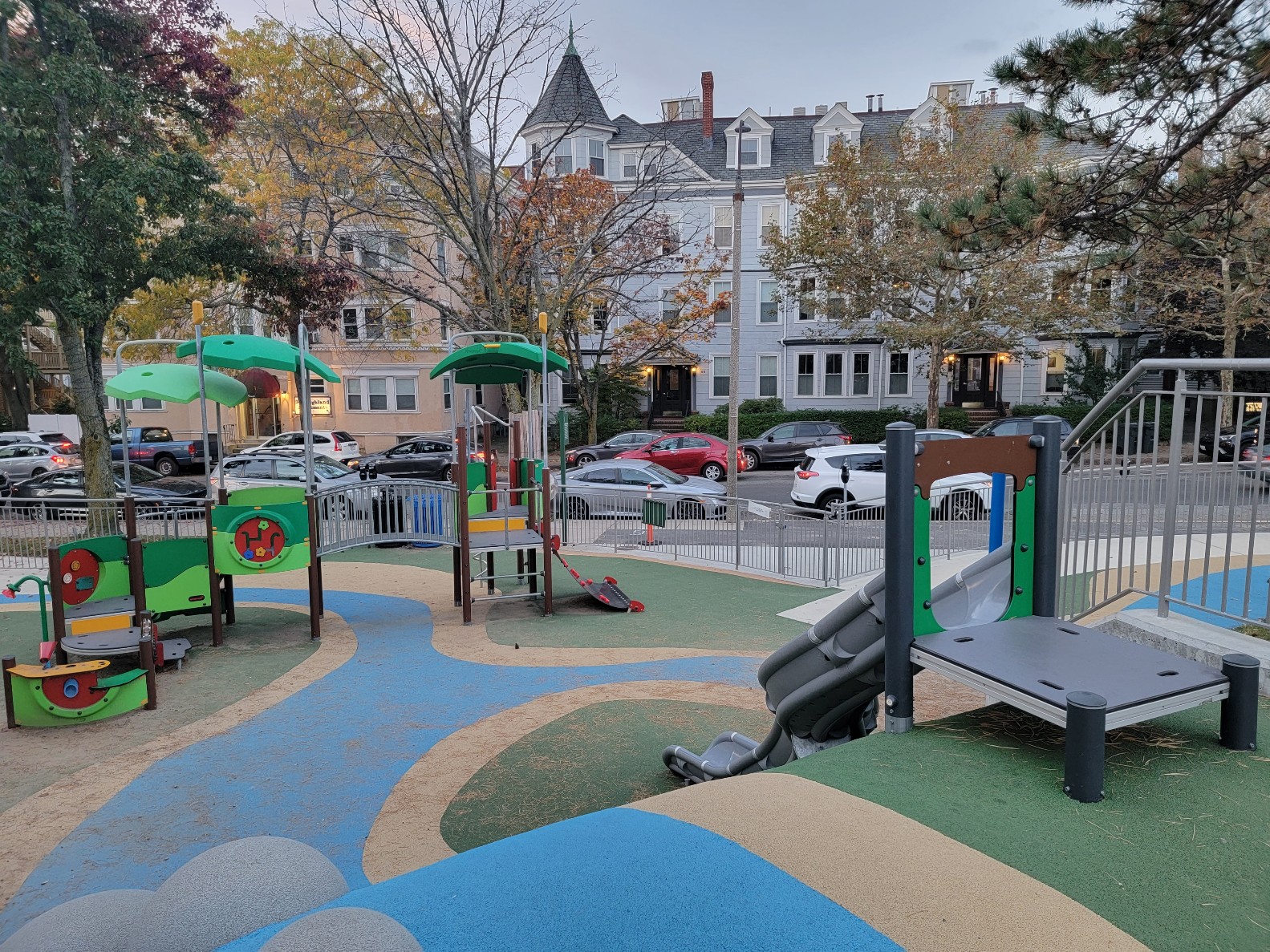 Central Hill Playground banner image